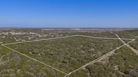401 Hilltop Dr, Burnet, TX 78611 photo 9
