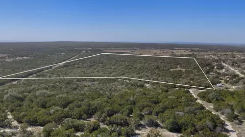 401 Hilltop Dr, Burnet, TX 78611 photo 3