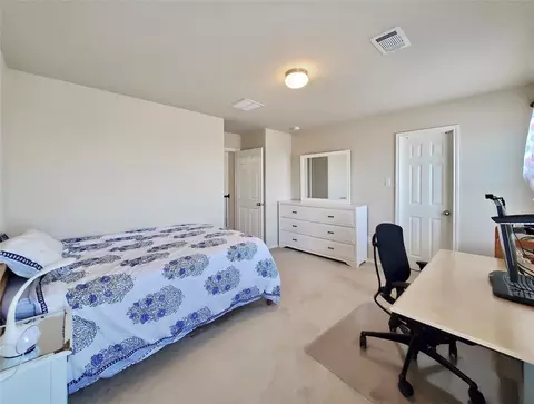 Bedroom - 1436 Lindo Dr, Leander, TX 78641 photo 6 of 8
