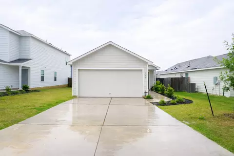 Exterior - 609 Marty Allen Loop, Jarrell, TX 76537 photo 2 of 2