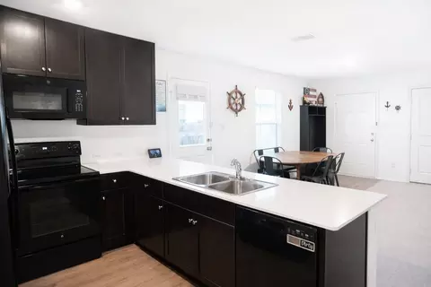 Kitchen - 609 Marty Allen Loop, Jarrell, TX 76537 photo 5 of 5