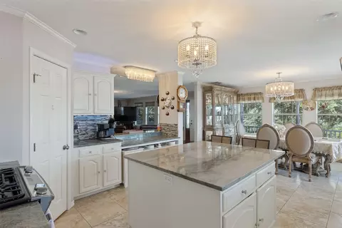 Kitchen - 403 Sinclair Dr, Spicewood, TX 78669 photo 1 of 4