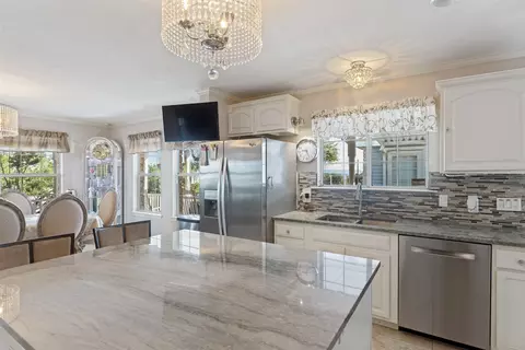 Kitchen - 403 Sinclair Dr, Spicewood, TX 78669 photo 2 of 4