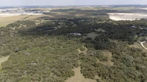 000 Cr 239 Rd, Jarrell, TX 76537 photo 3