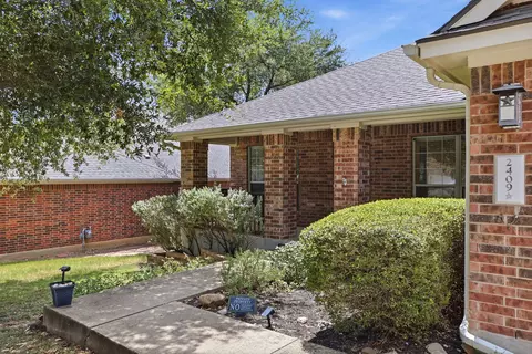 Exterior - 2409 Silver Spur Ln, Leander, TX 78641 photo 3 of 6