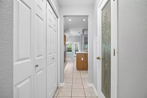 Entry Way - 2409 Silver Spur Ln, Leander, TX 78641 photo 3 of 4