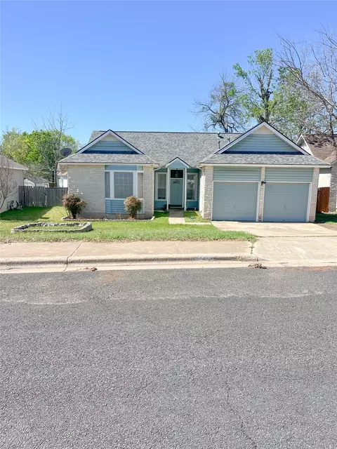 2201 Crownspoint Dr, Austin, TX 78748