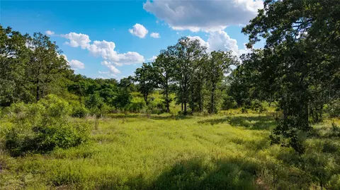 206 Sayers Rd, Bastrop, TX 78602 photo 4