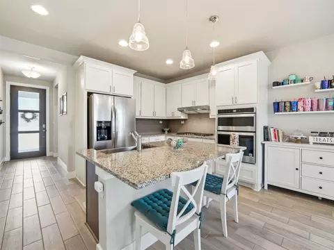 208 Winding Hollow Ln, Georgetown, TX 78628