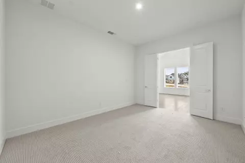 Bedroom - 136 Dawn Dr, Kyle, TX 78640 photo 4 of 10
