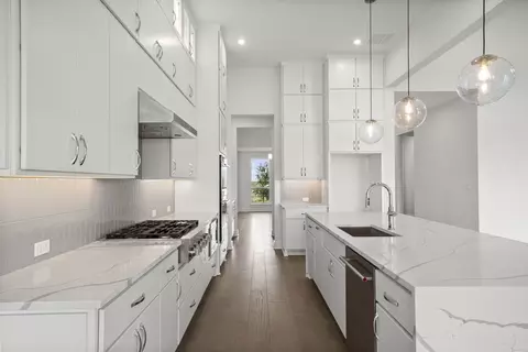 Kitchen - 136 Dawn Dr, Kyle, TX 78640 photo 3 of 3