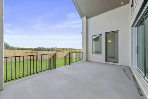 Exterior - 136 Dawn Dr, Kyle, TX 78640 photo 3 of 5