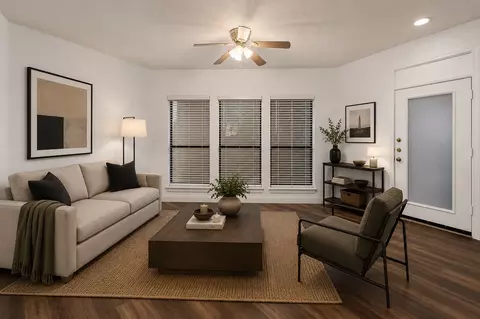 1910 Robbins Pl #103, Austin, TX 78705