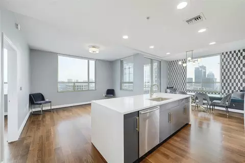 300 Bowie St #2301, Austin, TX 78703