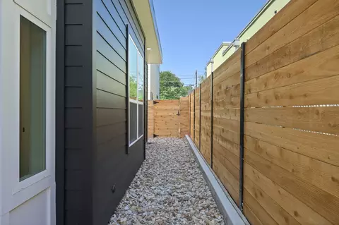 Exterior - 1407 Cedar Ave #2, Austin, TX 78702 photo 1 of 5
