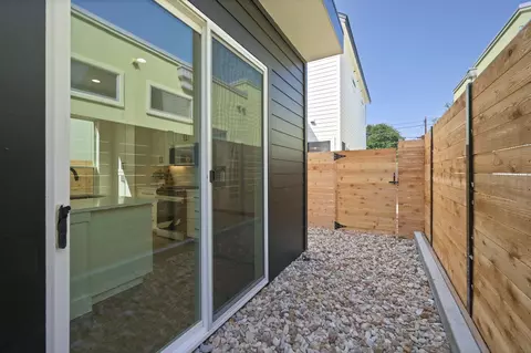Exterior - 1407 Cedar Ave #2, Austin, TX 78702 photo 3 of 5