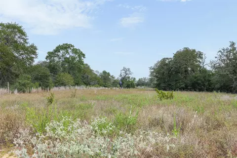 3301 Chuckwagon Rd, Luling, TX 78648 photo 14