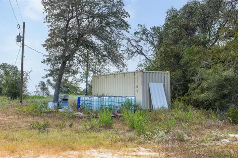 3301 Chuckwagon Rd, Luling, TX 78648 photo 10