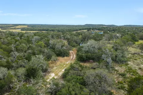 3301 Chuckwagon Rd, Luling, TX 78648 photo 33
