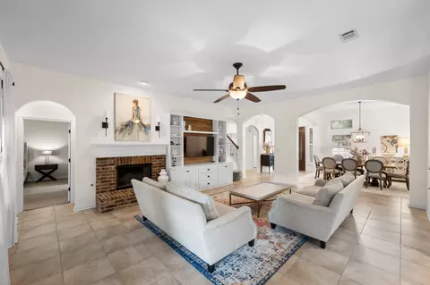 5025 Pyrenees Pass, Bee Cave, TX 78738