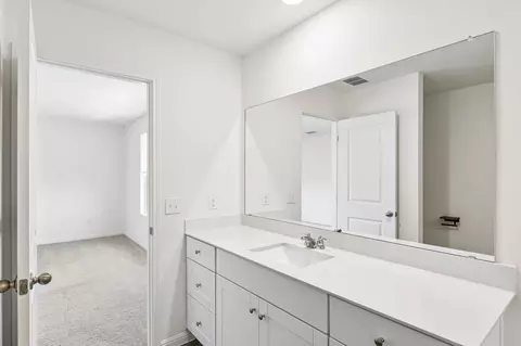 Bath - 550 Thistle Ln, Maxwell, TX 78656 photo 4 of 5