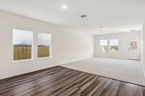 Living - 550 Thistle Ln, Maxwell, TX 78656 photo 2 of 3