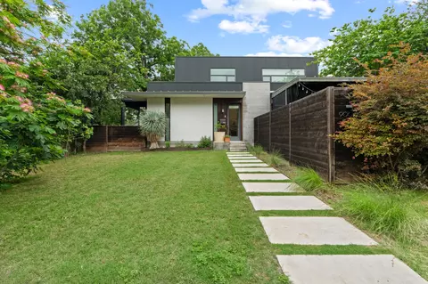 900 Karen Ave #A, Austin, TX 78757