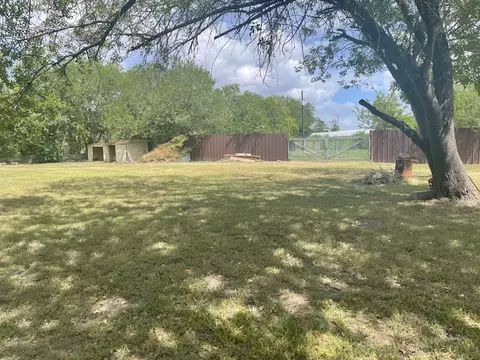 Exterior - 5296 Dacy Ln, Buda, TX 78610 photo 4 of 6