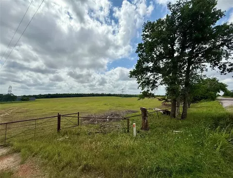 N County Line Rd, Elgin, TX 78621 photo 10