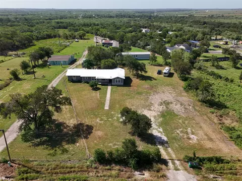 2813 Highway 21 W, Dale, TX 78616