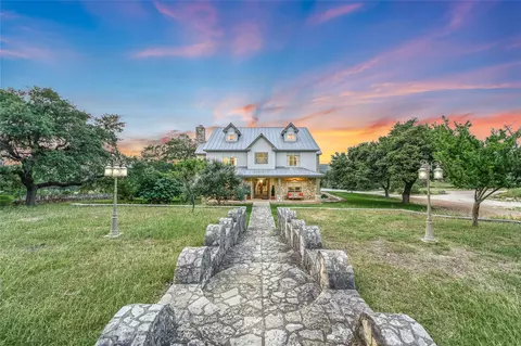 1174 Royal Eagle Dr, Fischer, TX 78623