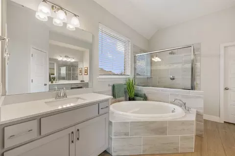 Bath - 2501 Costera St, Leander, TX 78641 photo 2 of 6