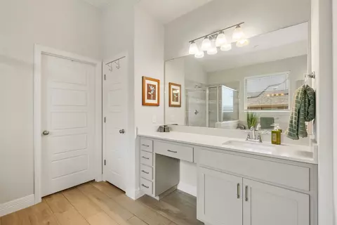 Bath - 2501 Costera St, Leander, TX 78641 photo 3 of 6