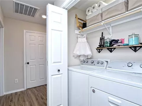 Other - 504 W 2nd St, Elgin, TX 78621 photo 2 of 2