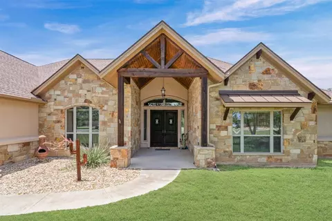 102 Eagle Valley Ln, Liberty Hill, TX 78642