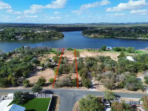 24911 Lake View Dr, Spicewood, TX 78669