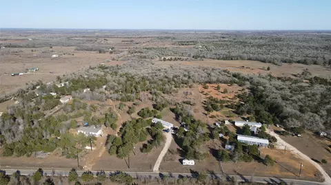 301 Longhorn Trl, Paige, TX 78659