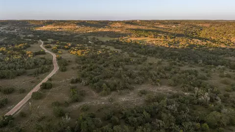 4318 Maenius Rd, Blanco, TX 78606 photo 6