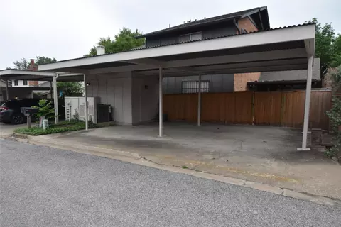 Exterior - 2000 Millay Dr, Austin, TX 78752 photo 4 of 11