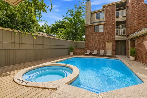 1506 Forest Trl #101, Austin, TX 78703