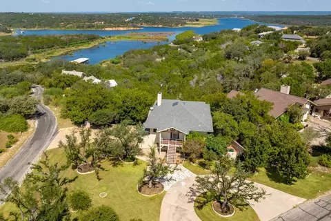 313 Kendall Rd, Spicewood, TX 78669