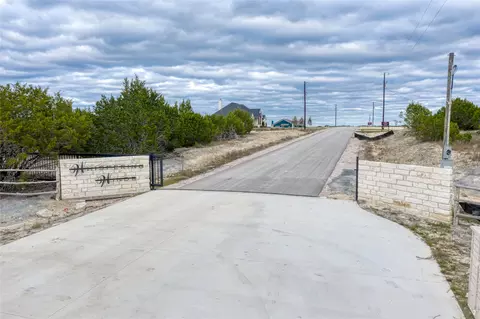 187 Whispering Wind Rd, Bertram, TX 78605 photo 3