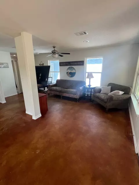 111 E Hickory Dr, Granite Shoals, TX 78654 photo 10