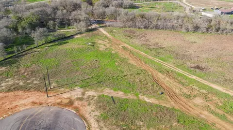 170 Grace Ln, Dale, TX 78616
