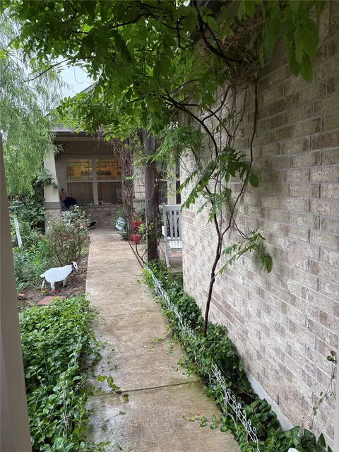 Exterior - 514 Nautical Loop, Kyle, TX 78640 photo 5 of 14