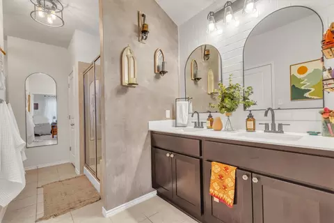 124 Sage Meadows Dr, San Marcos, TX 78666