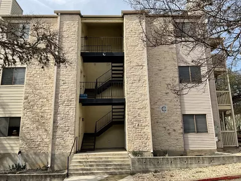 1013 Chestnut Street Building C St UNIT 5, San Marcos, TX 78666