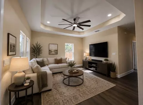 Living - 410 W Trinity St, Luling, TX 78648 photo 1 of 2