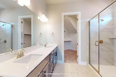 Bath - 13213 Keefer Dr, Manchaca, TX 78652 photo 1 of 2