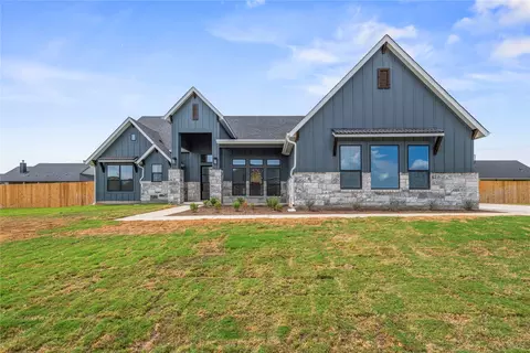6775 Kings Mill Dr, Salado, TX 76571